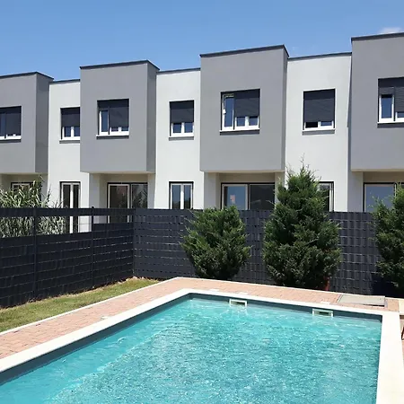 Apartament In Near Sandy Beach, Cleaning Included